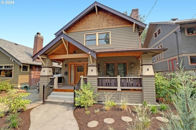 view of front of property with covered porch