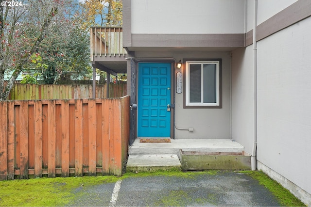 view of property entrance