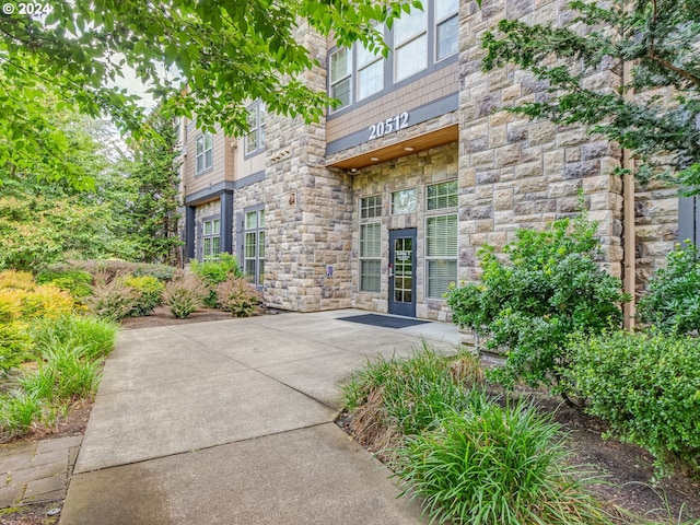 view of property entrance