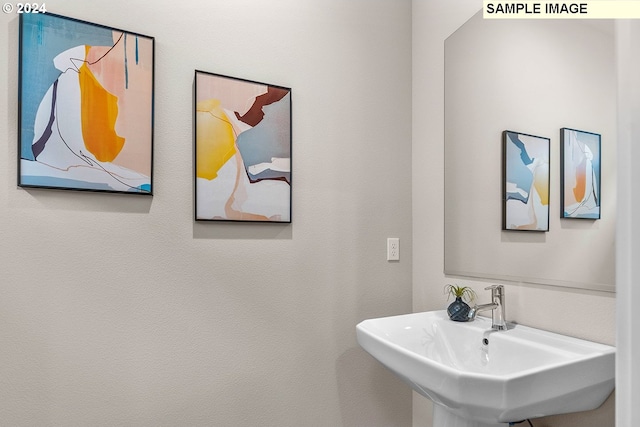 bathroom with sink