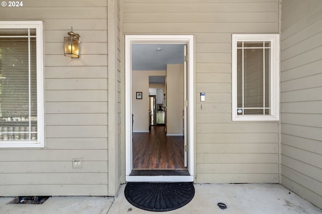 view of property entrance