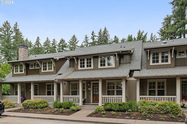 view of front of home featuring a porch