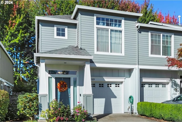 view of front of house featuring a garage