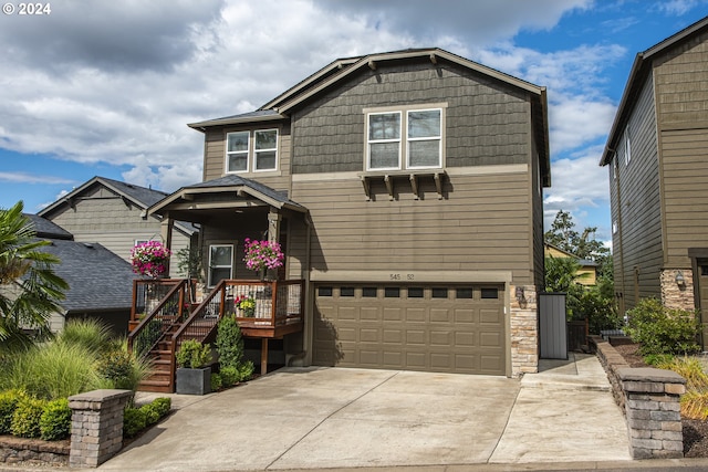 view of front facade featuring a garage