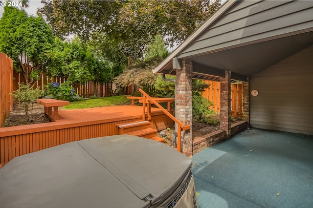 view of yard featuring a patio