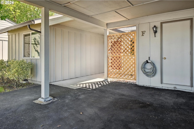 view of entrance to property