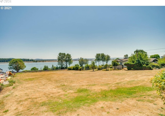 view of yard with a water view