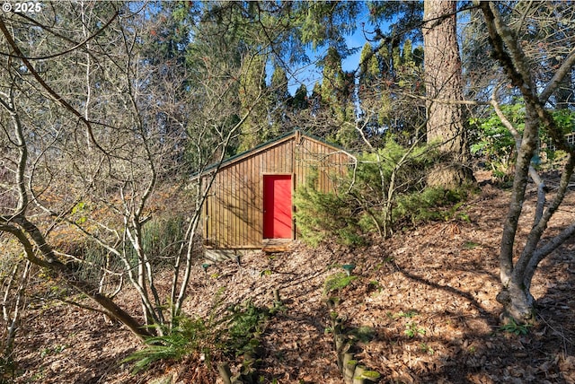 view of outbuilding