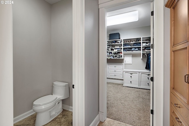 15421 SE Rivershore Dr, Vancouver, WA 98683 - bathroom with a spacious closet, toilet, and baseboards