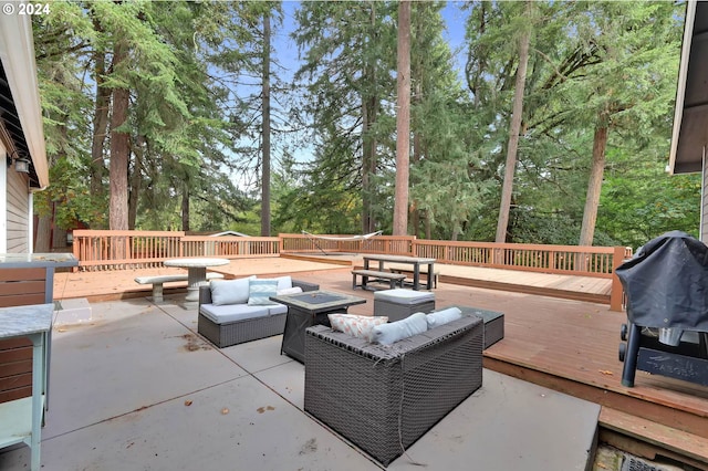 view of patio with a deck and an outdoor hangout area