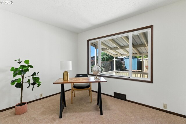160 Beatrice Ave, Gladstone, OR 97027 - carpeted office space with baseboards