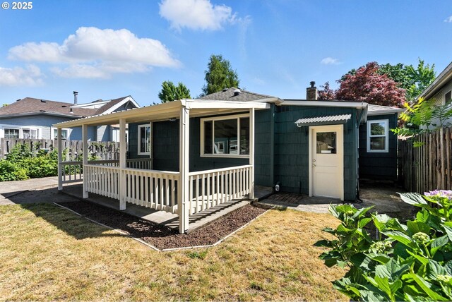 160 Beatrice Ave, Gladstone, OR 97027 - rear view of house featuring a chimney
