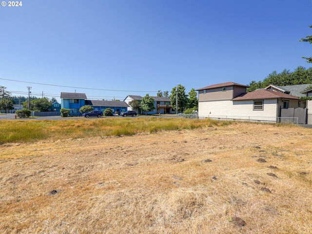 Listing photo 2 for 165 SE 2nd St Lot A, Lot A, Warrenton OR 97146