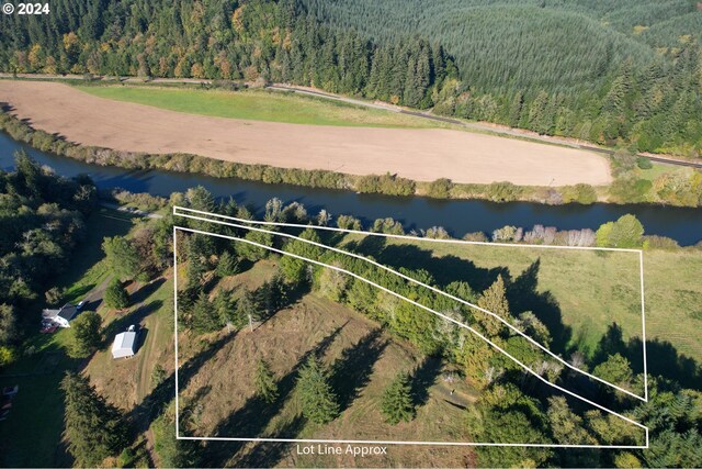 2 Stian Smith Rd, Coos Bay, OR 97420