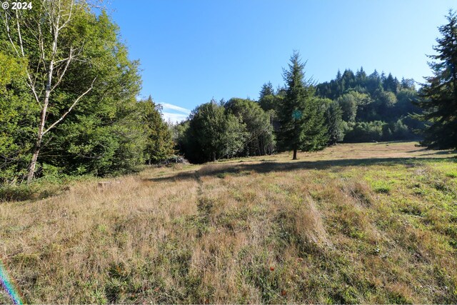 2 Stian Smith Rd, Coos Bay, OR 97420