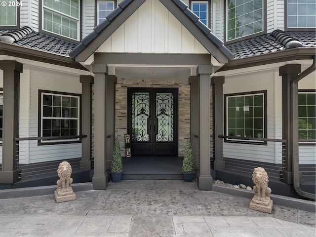 entrance to property with a porch