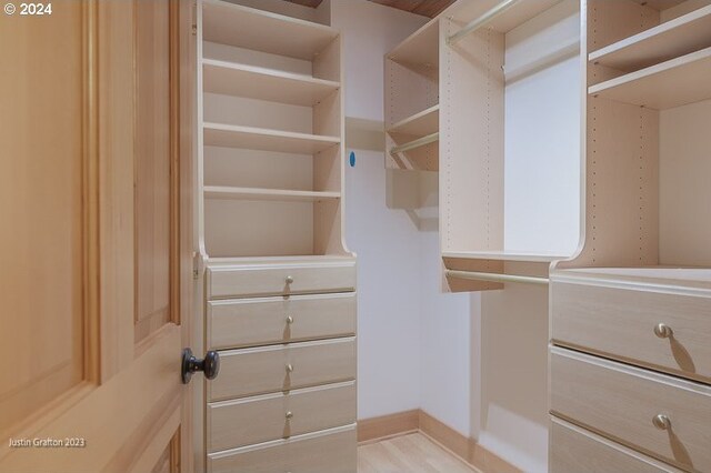 285 23rd St, Astoria, OR 97103 - view of spacious closet