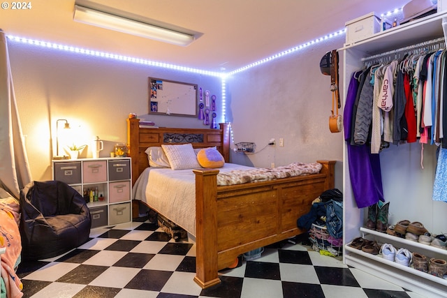 bedroom with a closet