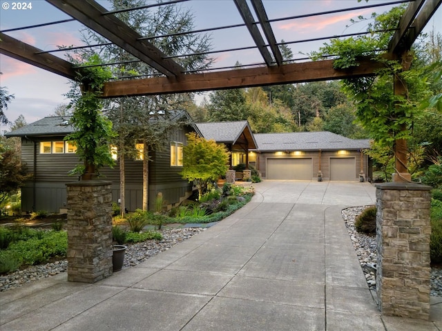 view of front facade with a garage