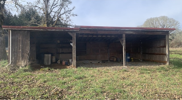 view of outbuilding