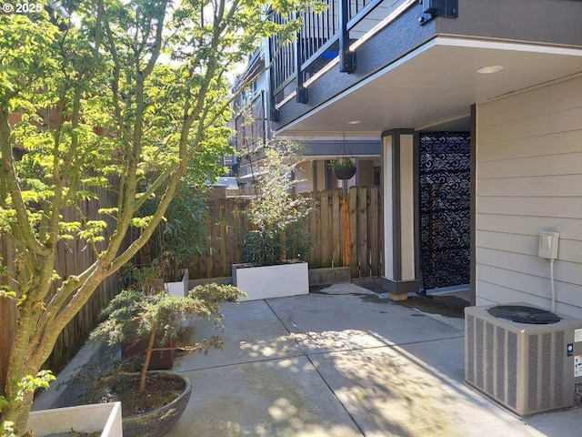 1163 NE 5th St, Gresham, OR 97030 - view of patio