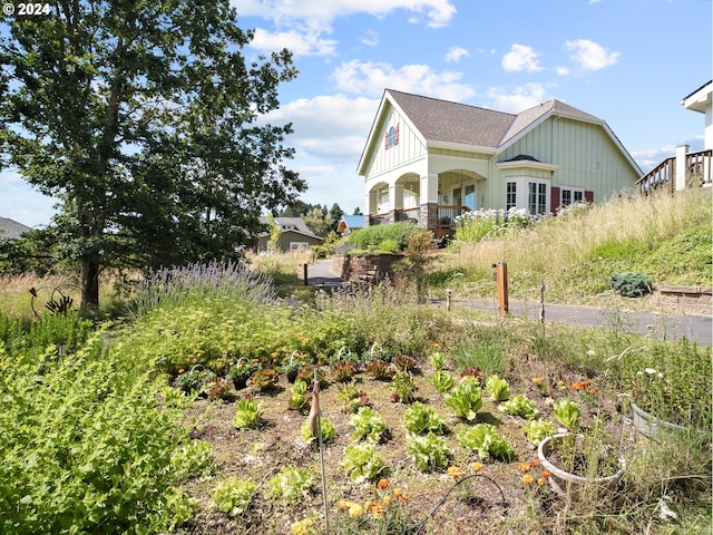 view of home's exterior