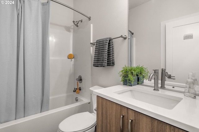 full bath featuring visible vents, shower / tub combo with curtain, vanity, and toilet