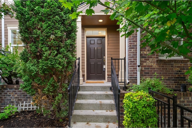 view of entrance to property