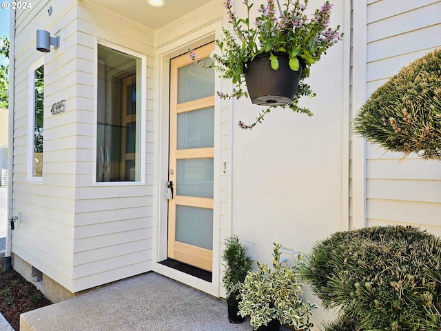 view of doorway to property