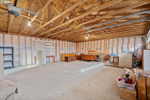 1655 NE 2nd St, Hermiston, OR 97838 - basement featuring a garage