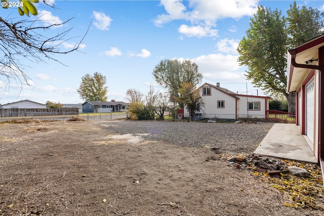 view of yard with a patio