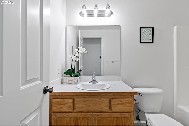 1157 Yew St, Junction City, OR 97448 - full bathroom with vanity, toilet, and a tub