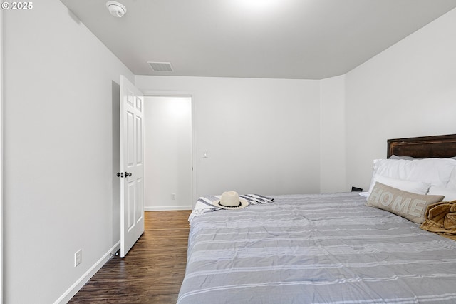 1157 Yew St, Junction City, OR 97448 - bedroom featuring wood finished floors and baseboards