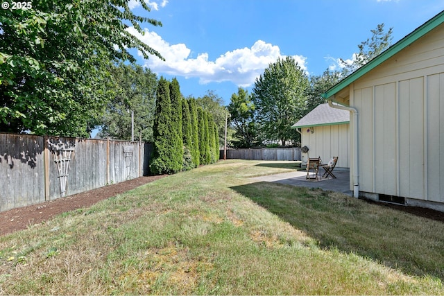 1157 Yew St, Junction City, OR 97448 - view of yard featuring a patio area