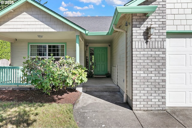 1157 Yew St, Junction City, OR 97448 - entrance to property featuring a shingled roof and a garage