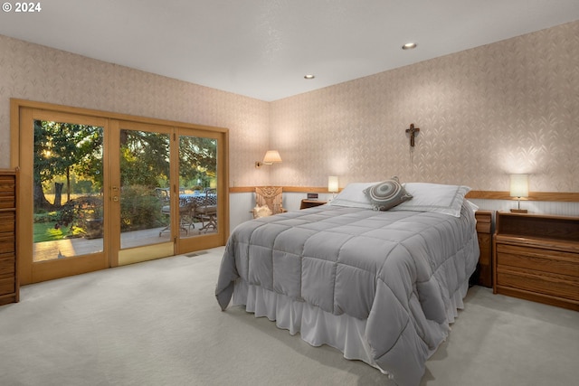 22750 SW Rosedale Rd, Beaverton, OR 97078 - bedroom with access to outside, wallpapered walls, recessed lighting, and light carpet