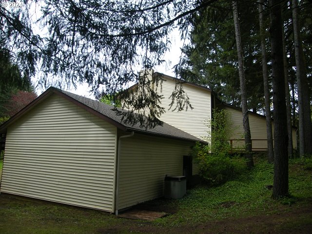 view of property exterior