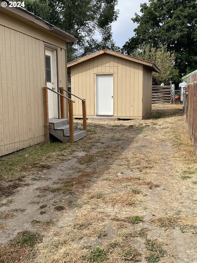 view of outbuilding