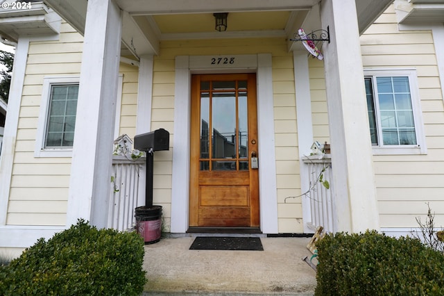 view of entrance to property