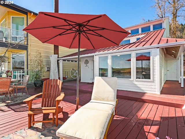 view of wooden deck