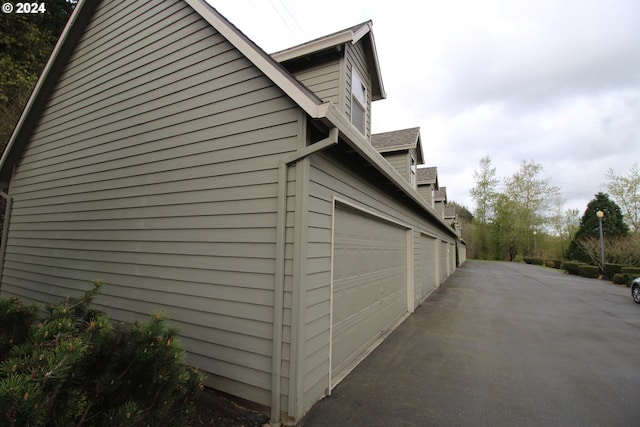 14581 NW Larson Rd Unit 7, Portland, OR 97231 - view of side of property