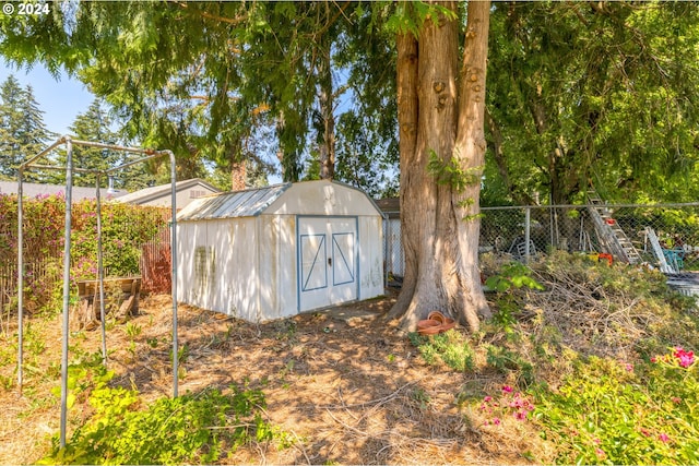 view of outbuilding