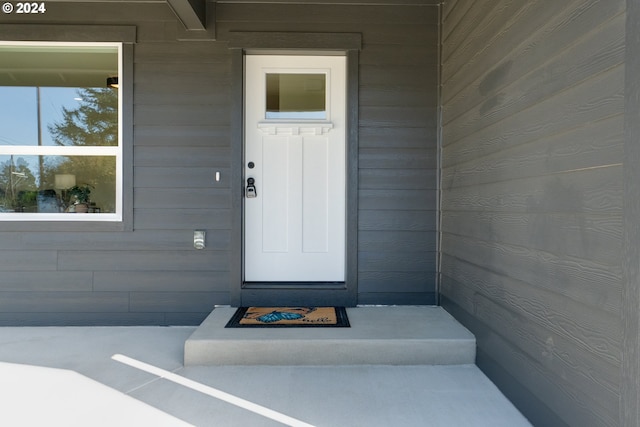 view of property entrance