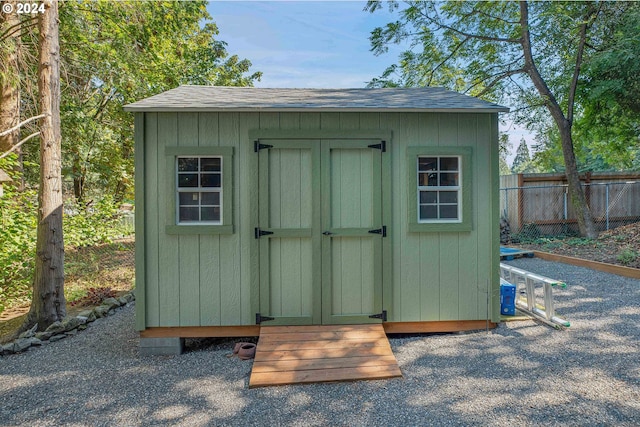 view of outbuilding