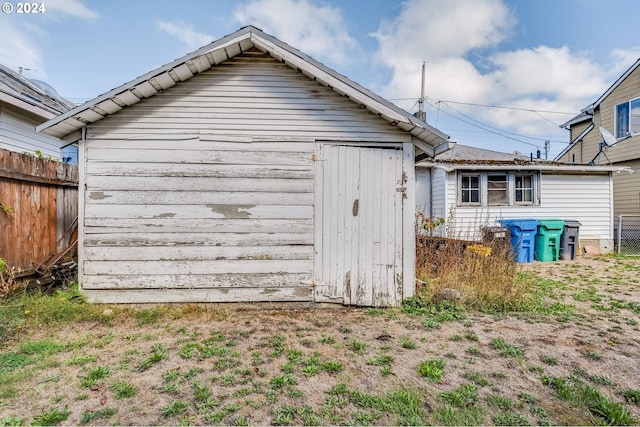 view of outbuilding