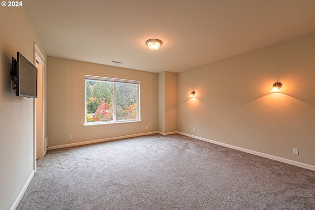 empty room with carpet