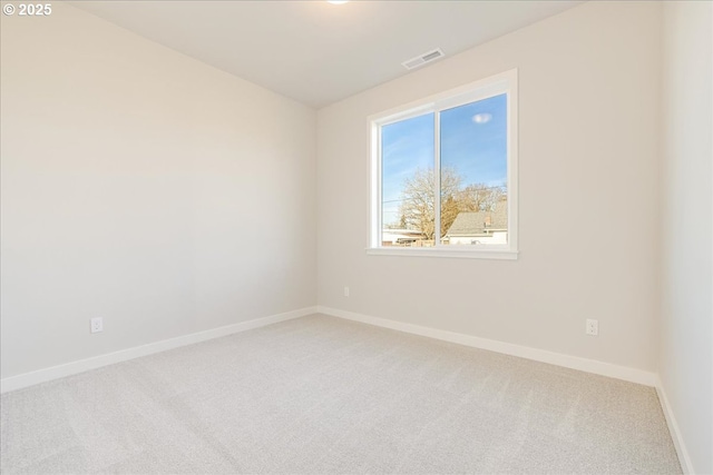 unfurnished room with carpet