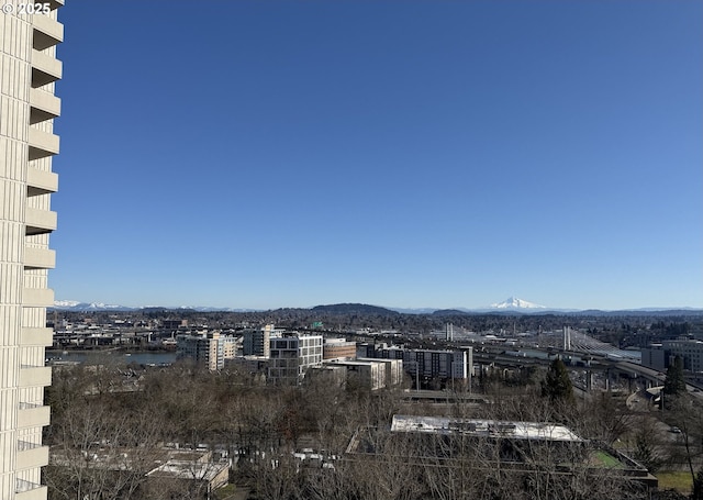 city view featuring a mountain view