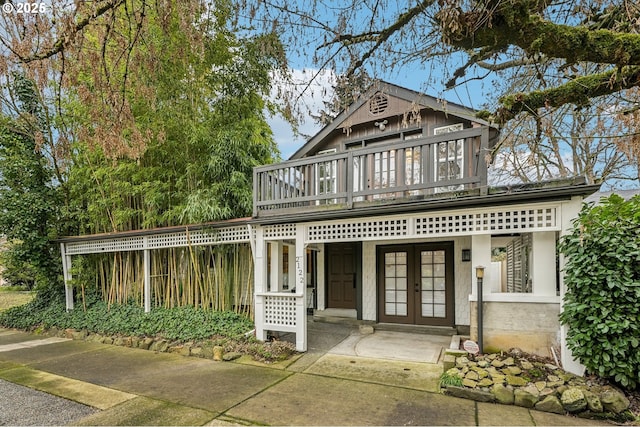 view of front of property featuring french doors