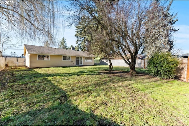 18765 SW Kinnaman Rd, Beaverton, OR 97078 - view of yard